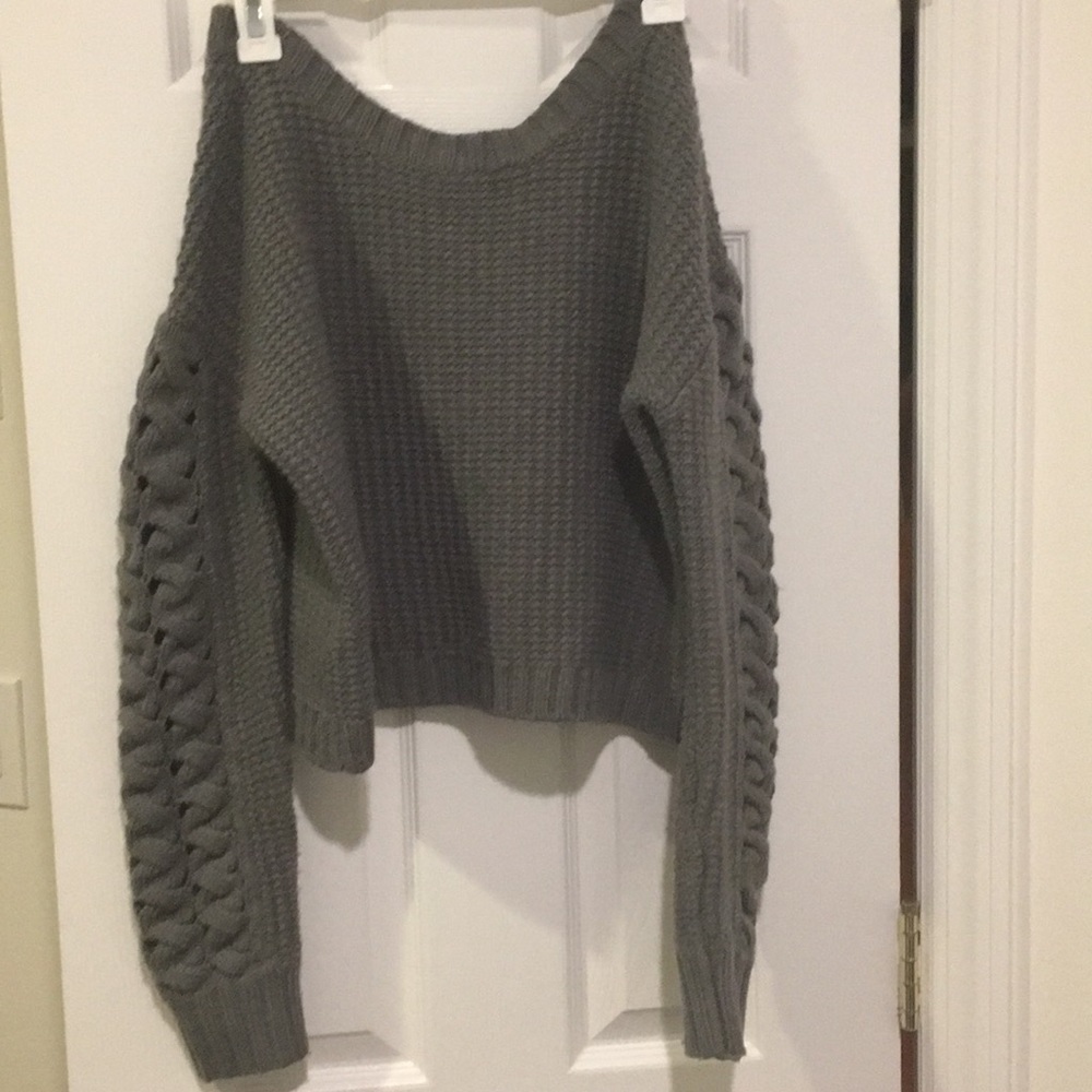 BCBG crop sweatshirt
